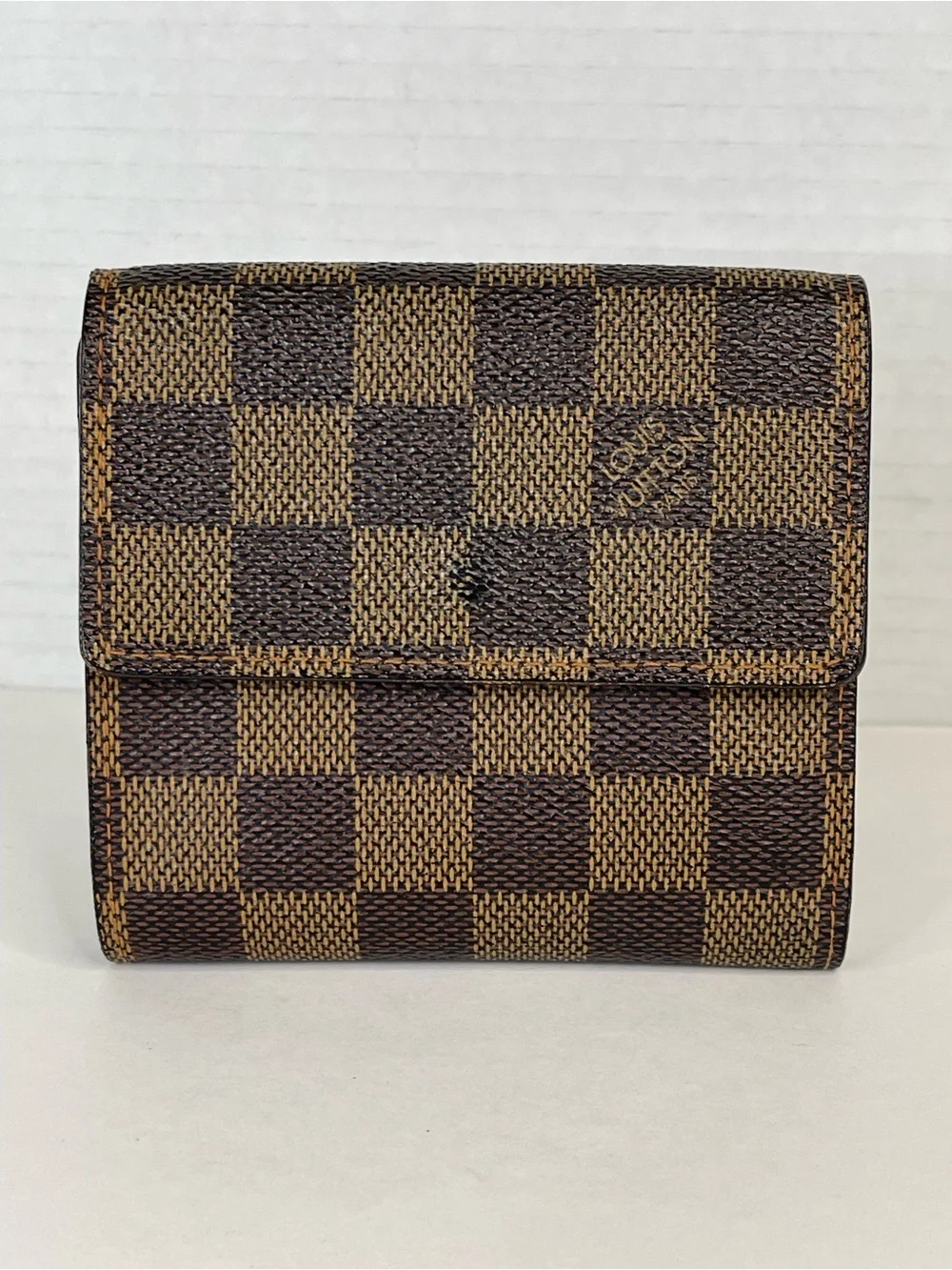 Louis Vuitton Damier Portefeuille Elise bifold wallet
